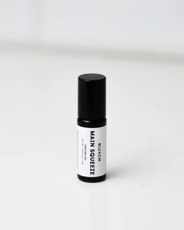 bluxom main squeeze roll on perfume oil single